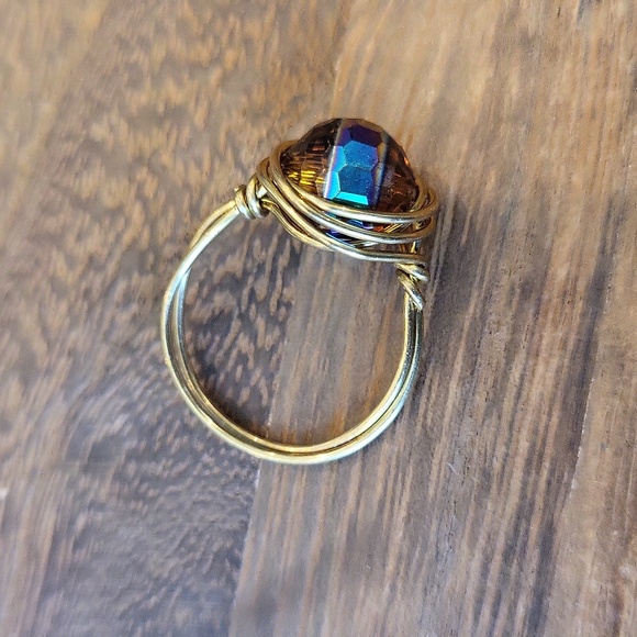 Gold Tone Iridescent Bead Wire Wrapped Ring, Size 7 - Picture 4 of 11